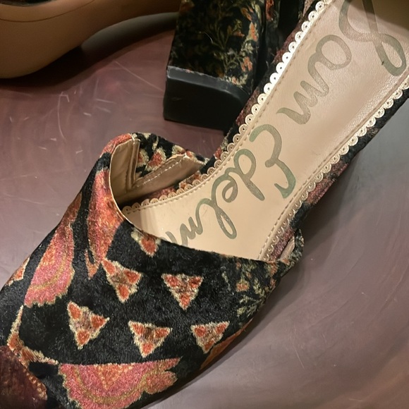 Sam Edelman Velvet Ankle Tie Heels . Great used condition . - Picture 2 of 10